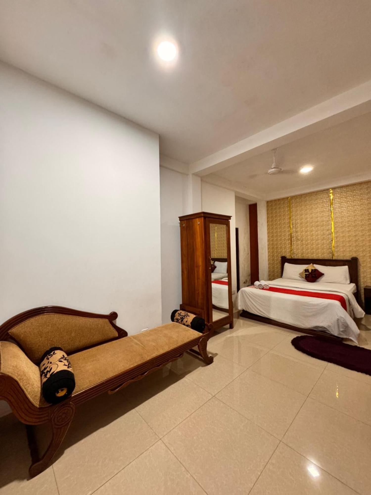 Airport Transit Kings Hotel Katunayaka Εξωτερικό φωτογραφία