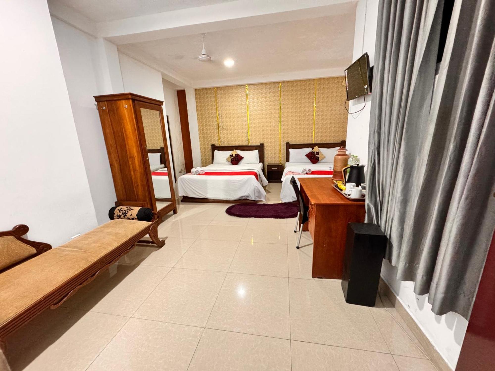 Airport Transit Kings Hotel Katunayaka Εξωτερικό φωτογραφία